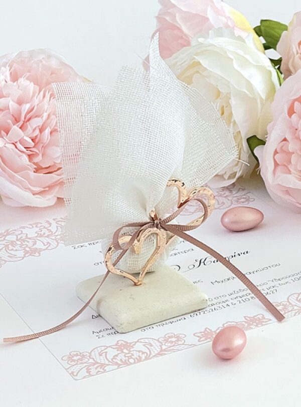 Μπομπονιέρα Γάμου Βότσαλο Καρδιές Rose Gold
