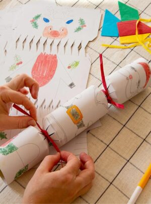 Craft Christmas Crackers & Place Cards