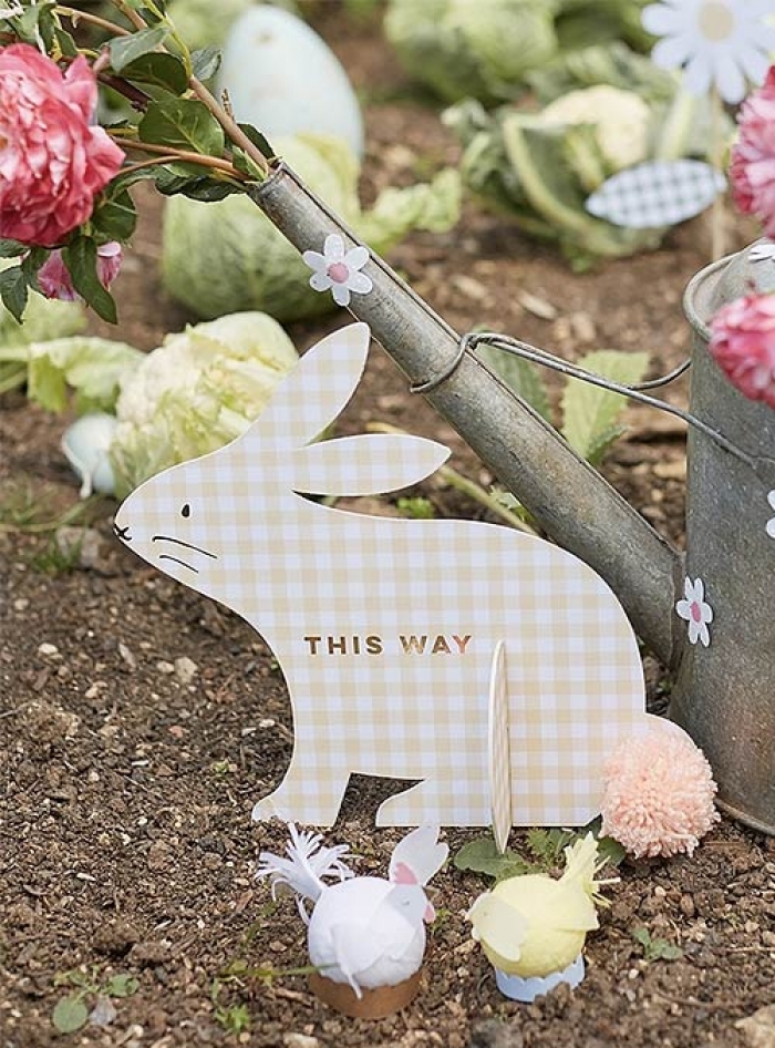 Gingham Bunnies Egg Hunt Kit