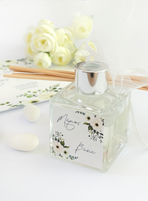Μπομπονιέρα γάμου αρωματικό χώρου ivory flowers